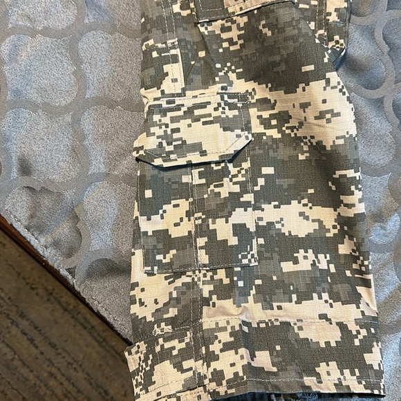 Carpenters pants with knee pads camouflage 10 pockets new size Large -Regular - Picture 2 of 15